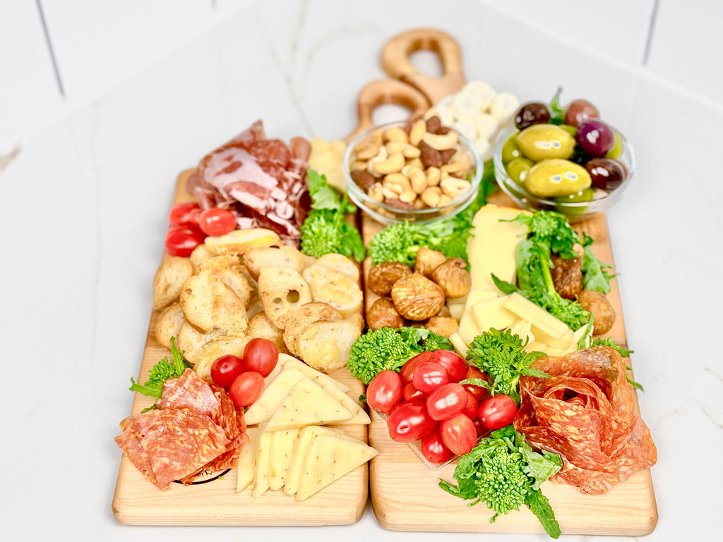 THE NESTLING TIMBERS: Hand Crafted Maple Charcuterie Boards