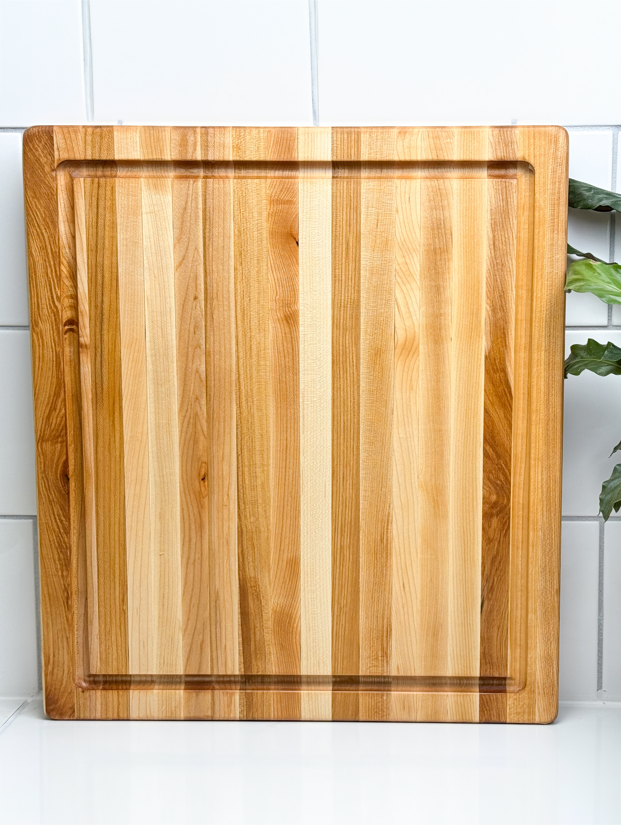 THE HOMESTEAD: 18x16 Edge Grain Maple Cutting Boards