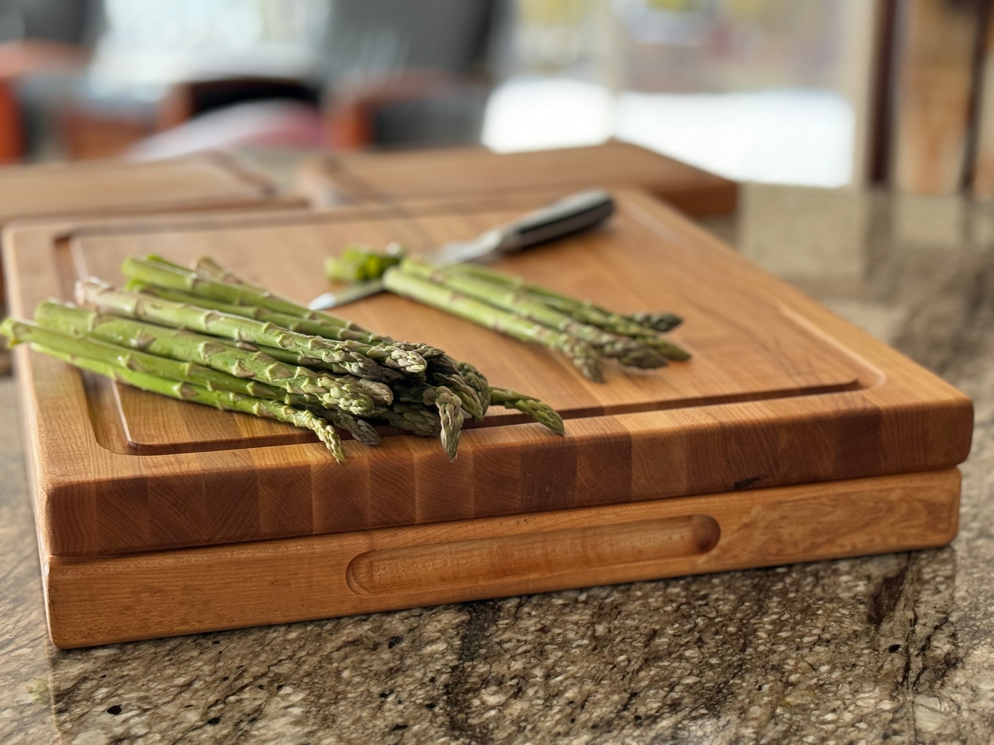 THE HOMESTEAD: 18x16 Edge Grain Maple Cutting Boards