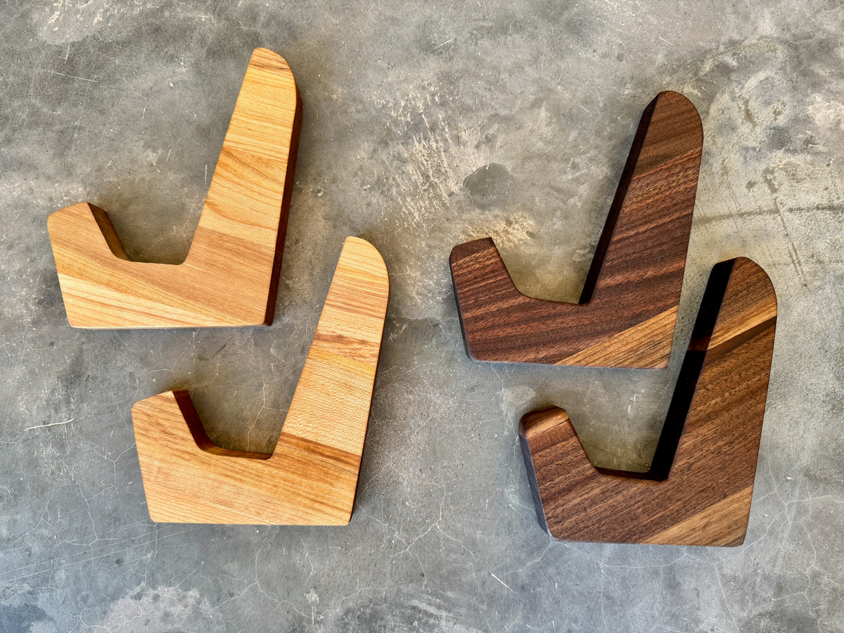 Wood Cutting Board Display Stand, Wooden Charcuterie Board Feet