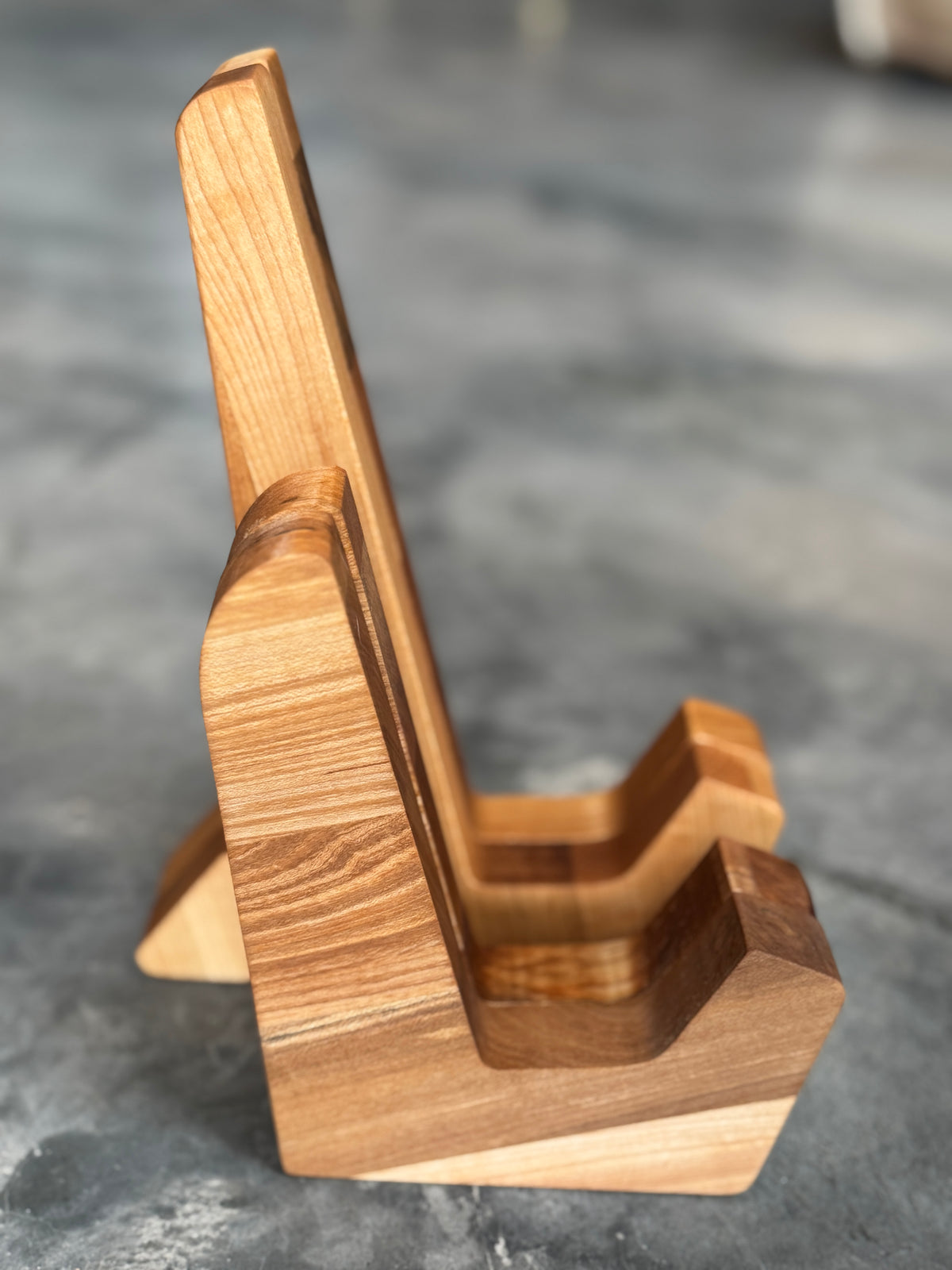 Wood Cutting Board Display Stand, Wooden Charcuterie Board Feet