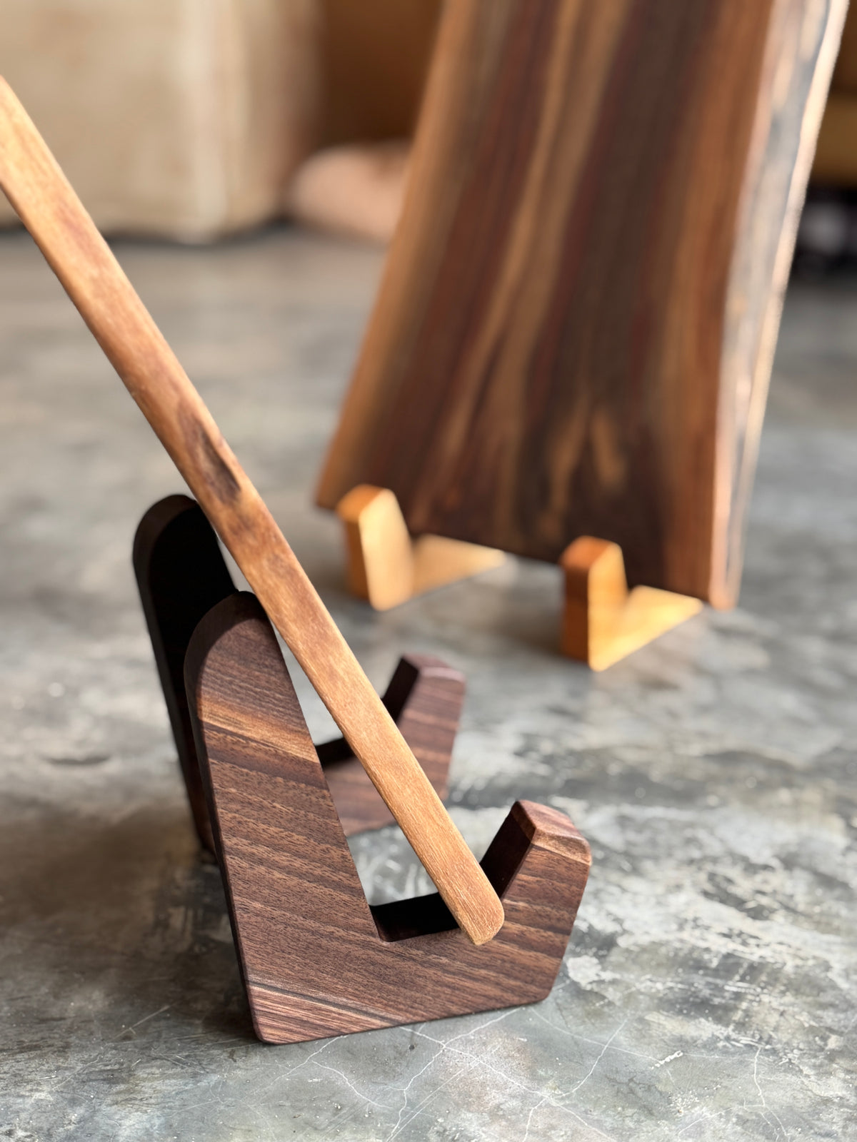 Wood Cutting Board Display Stand, Wooden Charcuterie Board Feet